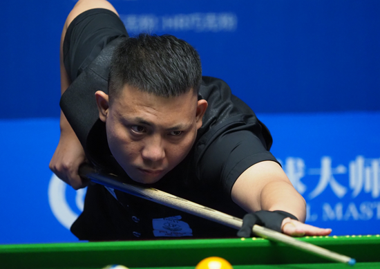 一石激起千 一石激起千