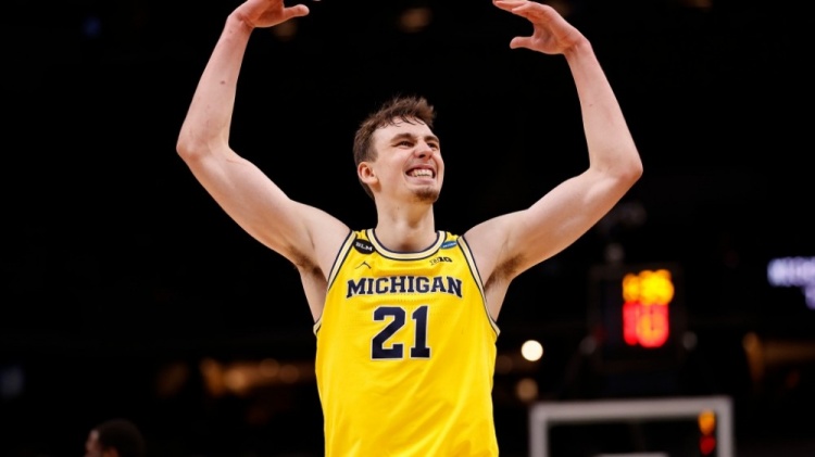 发轮值与中 发轮值与中